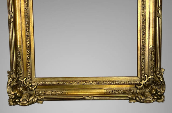 ANCIENT 19th CENTURY FRAME IN WOOD AND GILDED STUC SCULPTTED FOR PAINTING 56 CM X 46.5 CM