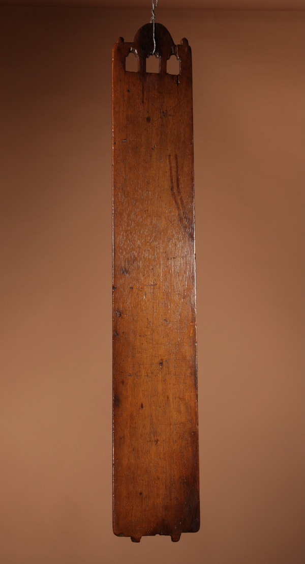 A very finely carved Dutch oak mangle board. Circa 1800.