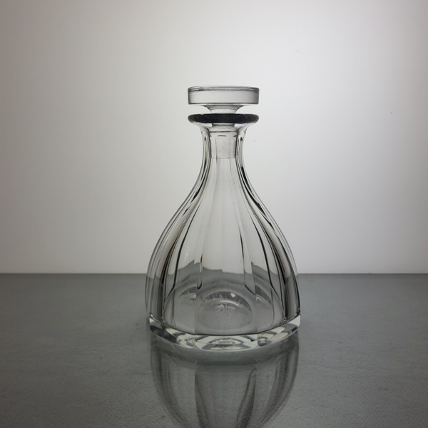 Carafe à liqueur en cristal de Baccarat