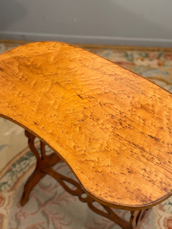 Small Eighteenth-Century Flying Table