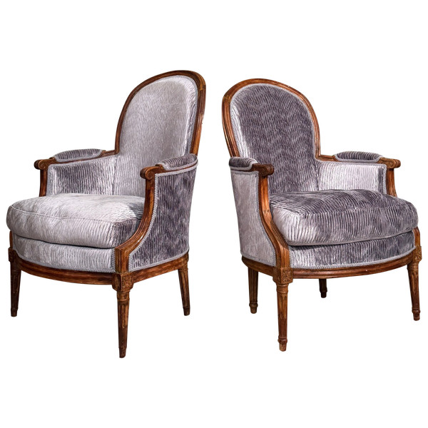 Suite De Deux Bergères d'Epoque Louis XVI Vers 1780