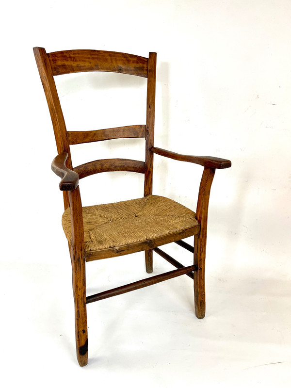 Rustic country armchair from the 18th century - Authentic and full of charm