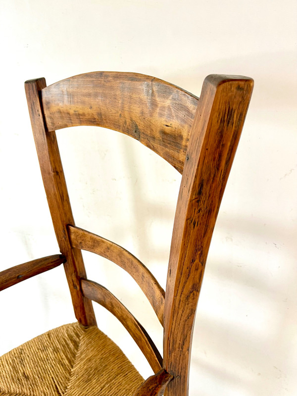 Rustic country armchair from the 18th century - Authentic and full of charm