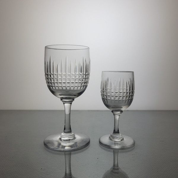 30-piece glass set in Baccarat Nancy crystal