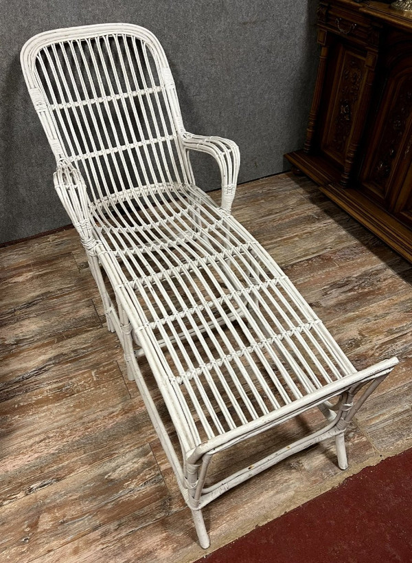 Vintage-Liegestuhl oder -Liege aus weiß lackiertem Rattan 1960er Jahre