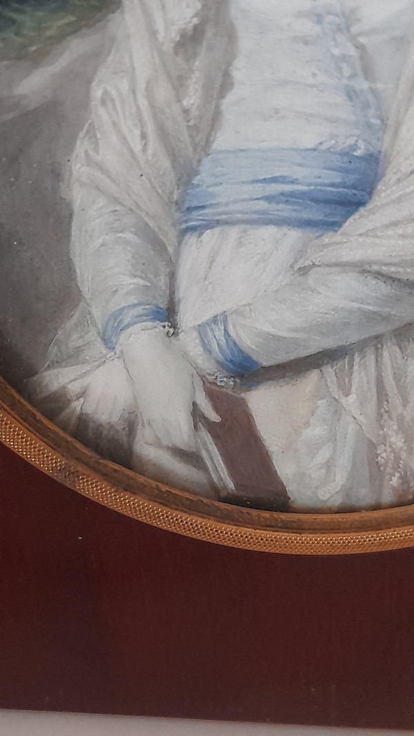 Miniatura di giovane donna a guazzo su avorio, inizio XIX secolo