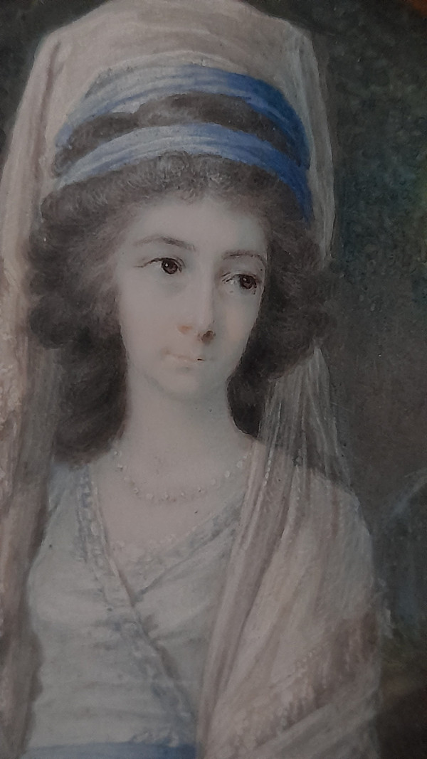 Miniatura di giovane donna a guazzo su avorio, inizio XIX secolo