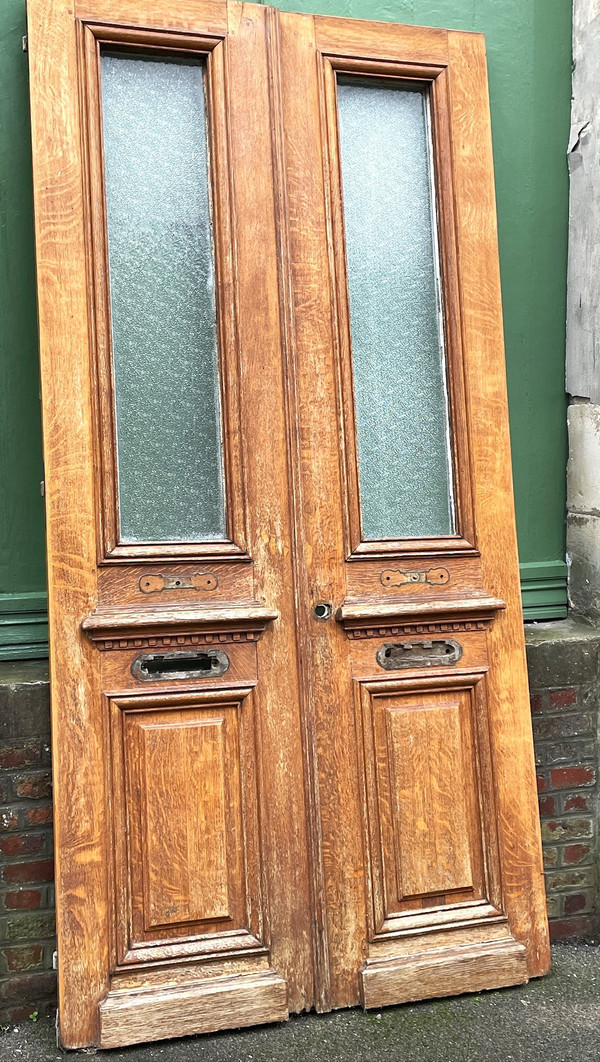 Paar Eingangstüren aus Eiche aus einem Bürgerhaus