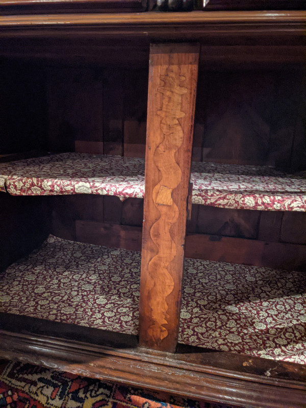 Piccola credenza provenzale