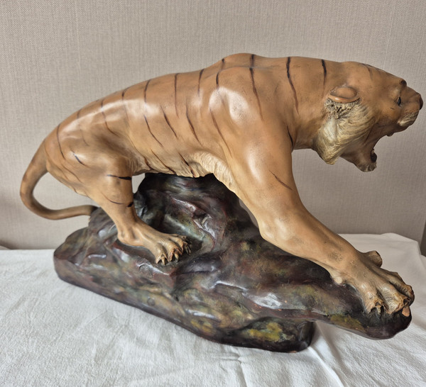 Brüllender Tiger aus mehrfarbigem Terrakotta von Thomas François CARTIER-um 1930
