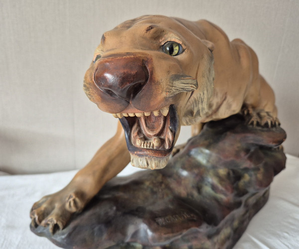 Brüllender Tiger aus mehrfarbigem Terrakotta von Thomas François CARTIER-um 1930
