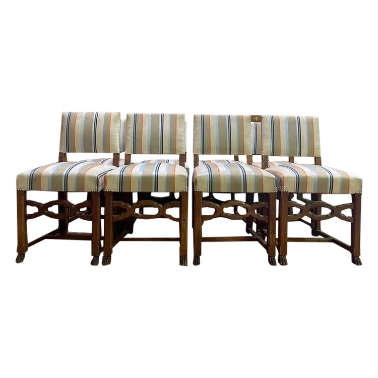 Set of 8 Renaissance style oak chairs