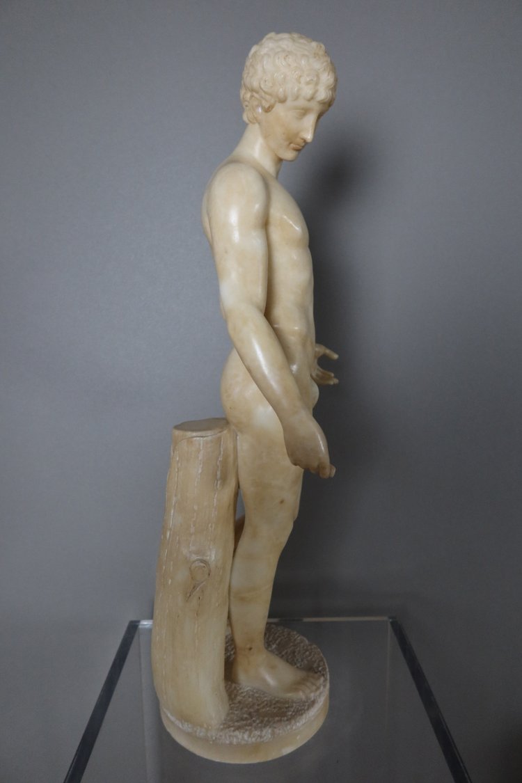 Sculpture en albâtre représentant Apollon XIXème