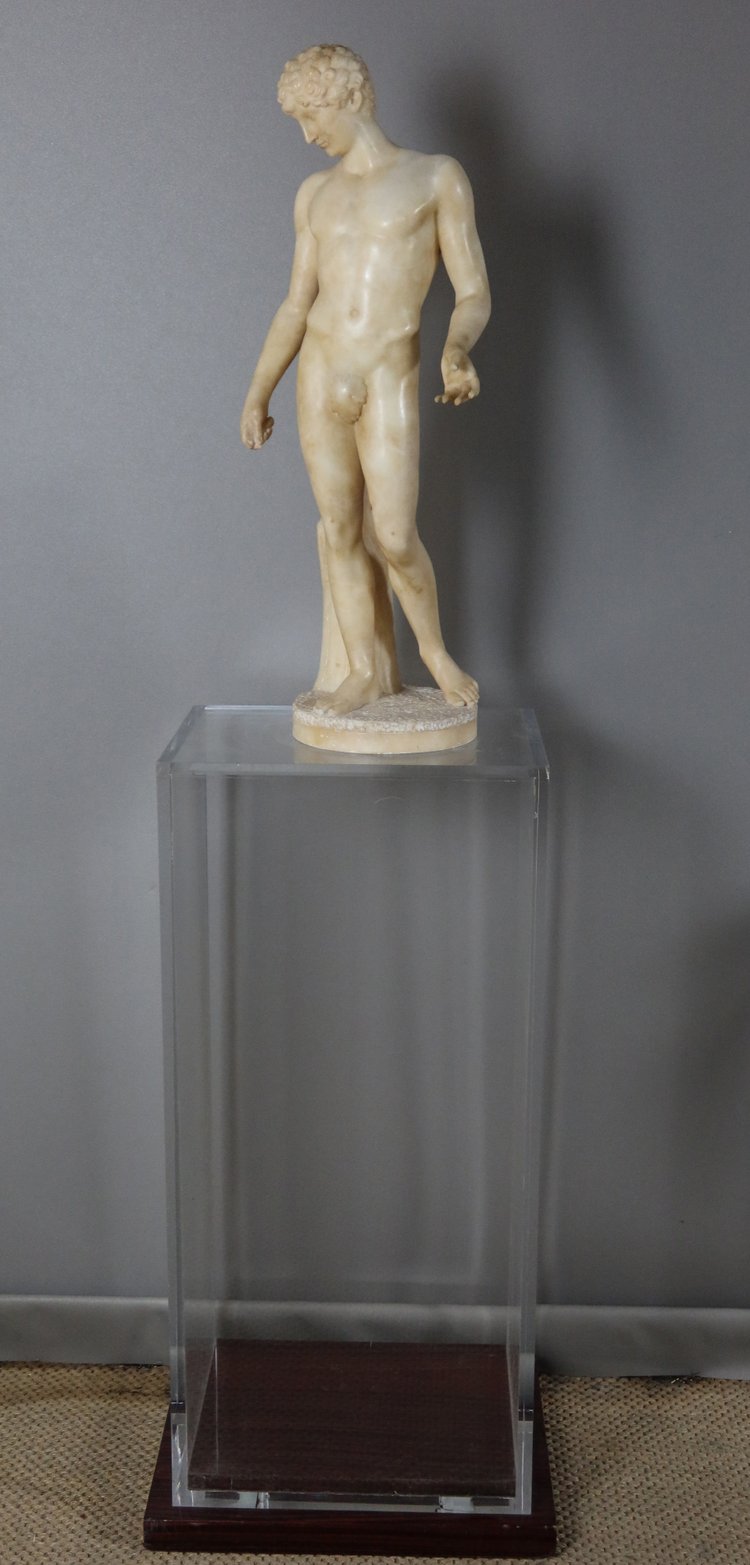 Sculpture en albâtre représentant Apollon XIXème