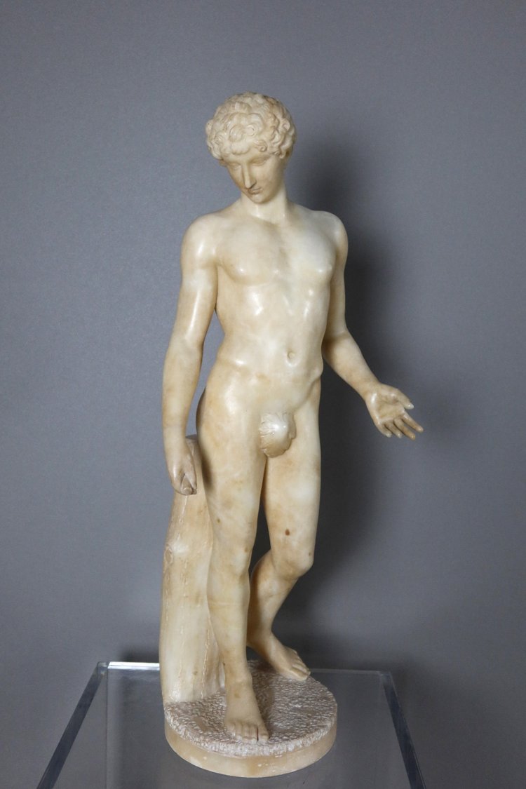 Sculpture en albâtre représentant Apollon XIXème