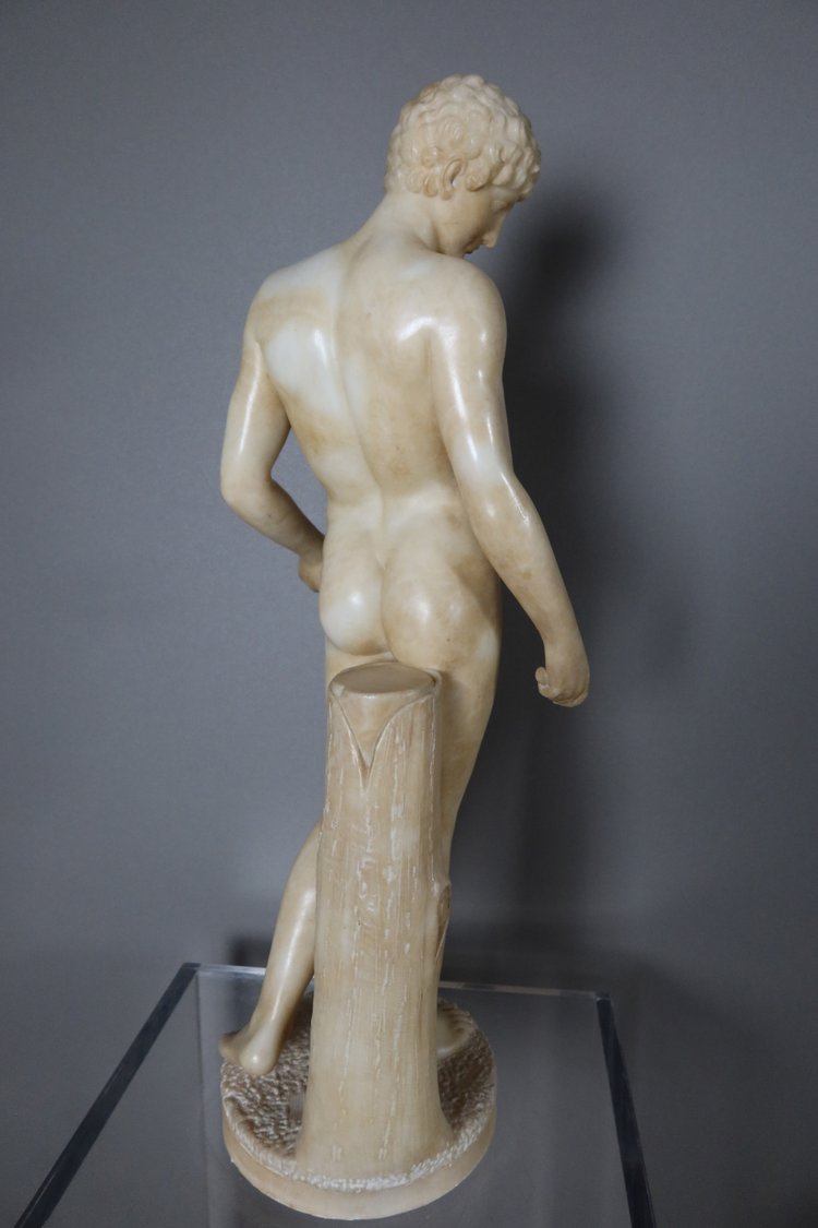 Sculpture en albâtre représentant Apollon XIXème