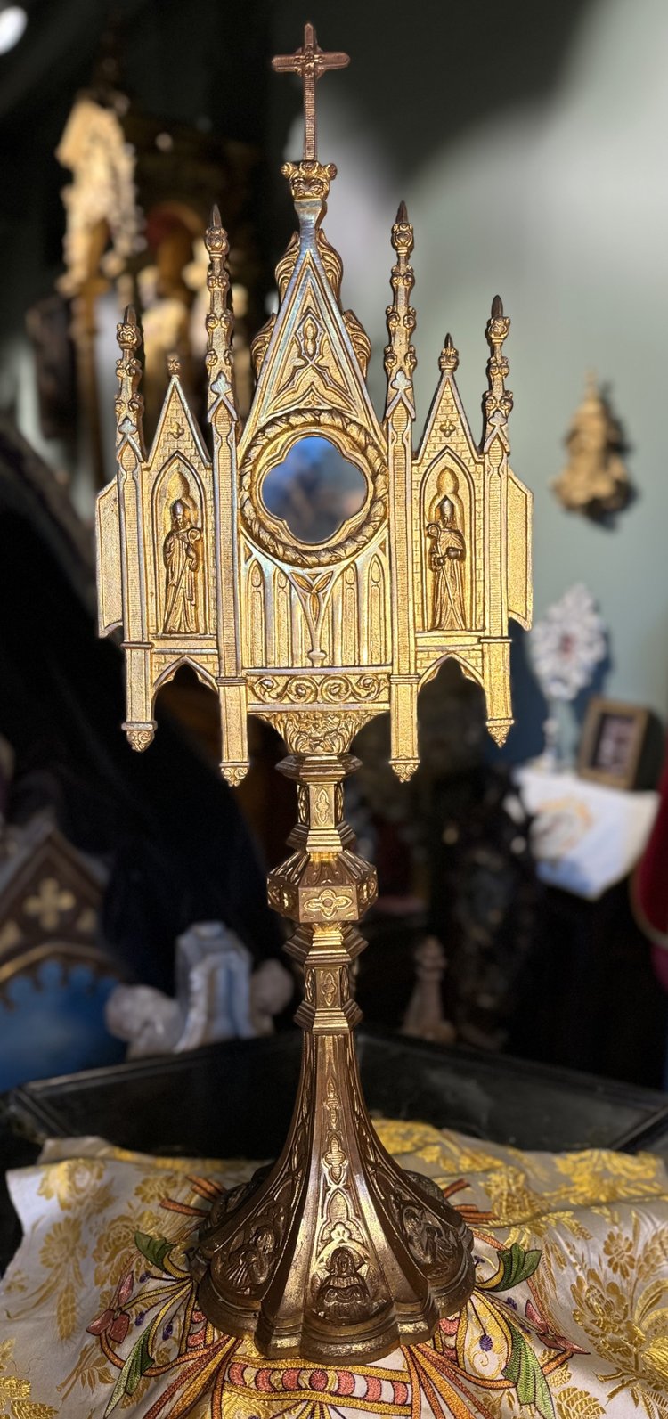 Neo-Gothic Reliquary Monstrance - 19th century