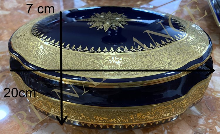 Limoges porcelain bonbonniere or box.