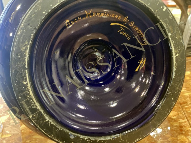 Pinotaux - Herbinière - Hash. Vaso grande.