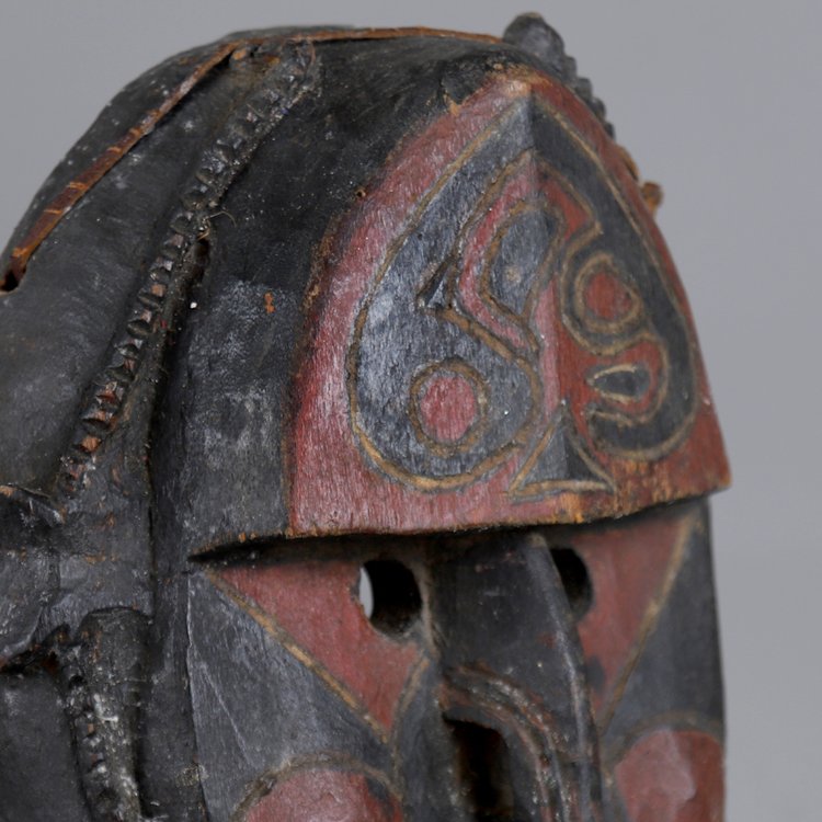 Masque polychrome – Indonésie