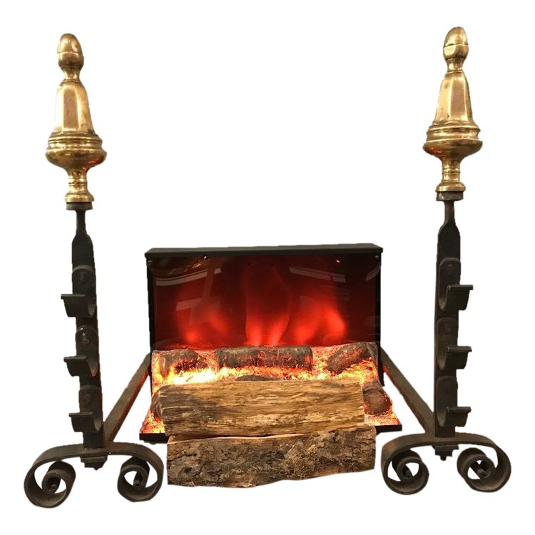 Coppia di antichi candelabri in ferro e ottone del XVIII secolo