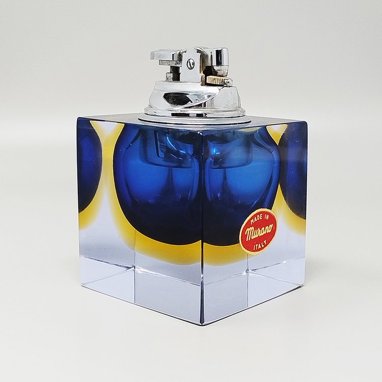 1960er Jahre Atemberaubendes blaues Tischfeuerzeug aus Murano-Sommerso-Glas von Flavio Poli für Seguso