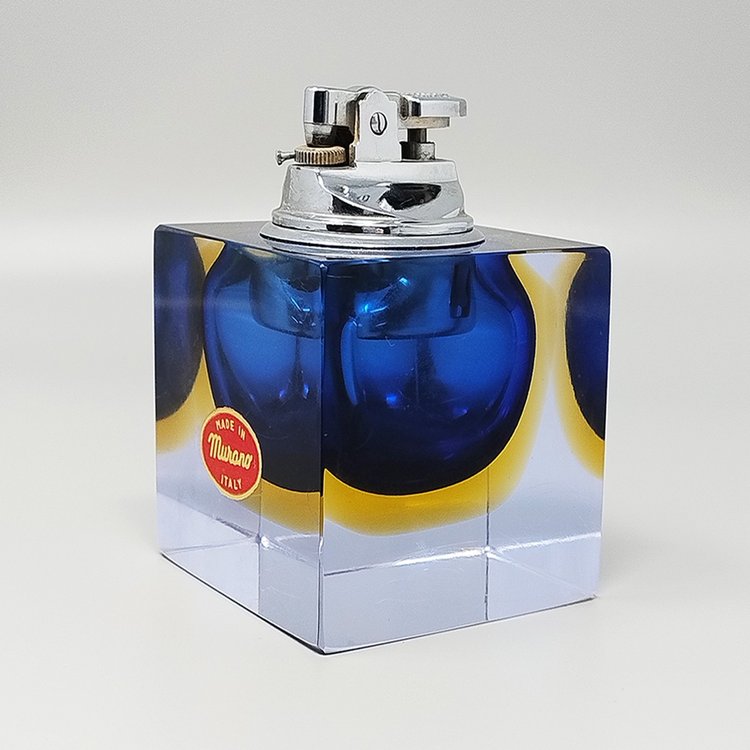 1960er Jahre Atemberaubendes blaues Tischfeuerzeug aus Murano-Sommerso-Glas von Flavio Poli für Seguso