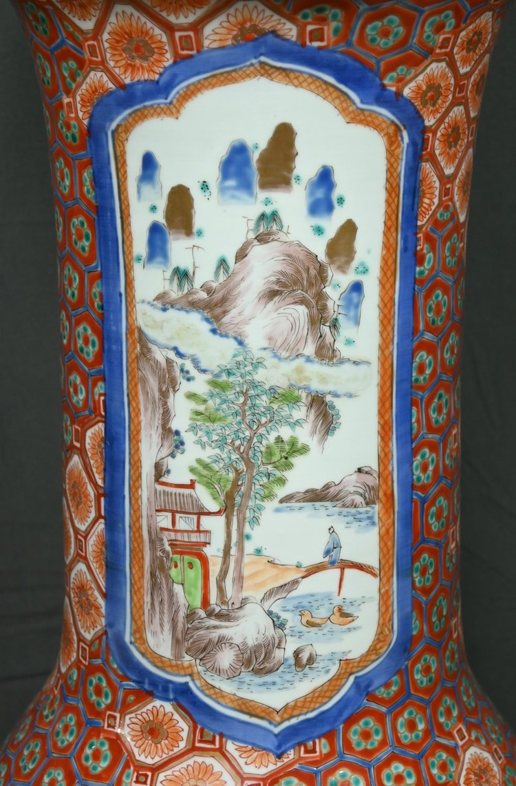 Vaso in porcellana giapponese, periodo Meiji - Fine XIX secolo