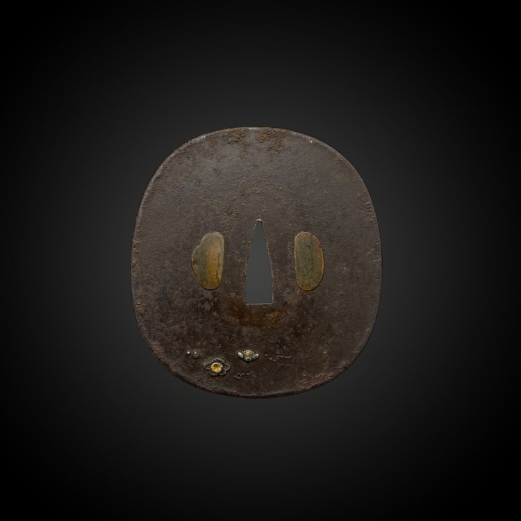TSUBA in ferro, tate maru gata con motivo cicogna GIAPPONE – Periodo Edo (1606 – 1868)