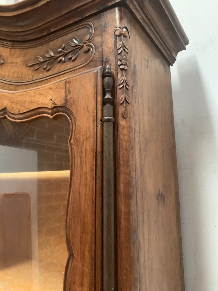 Buffet provençal en noyer massif Buffet deux corps a pendule XIX siècle