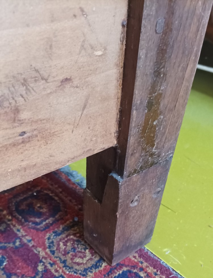 Credenza Luigi XV in rovere