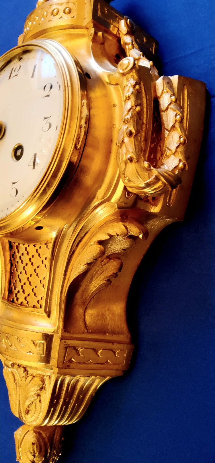 Wall light called alcove in gilded bronze in the Transition style Louis XV Louis XVI 19th century