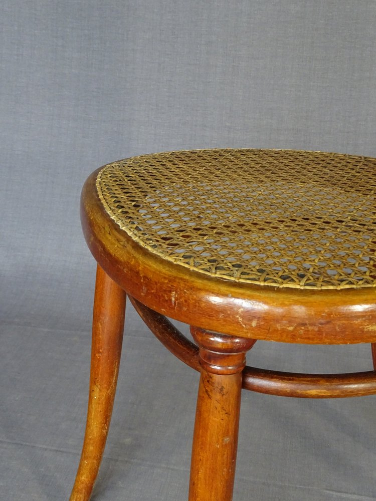 Sedia Thonet N°17, 1865 circa color ciliegio chellac-etichetta 1a -