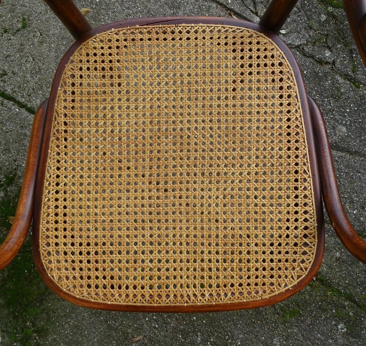 Bentwood armchair, curved wood, bistro KOHN N°196, 1905, new canework; No Thonet