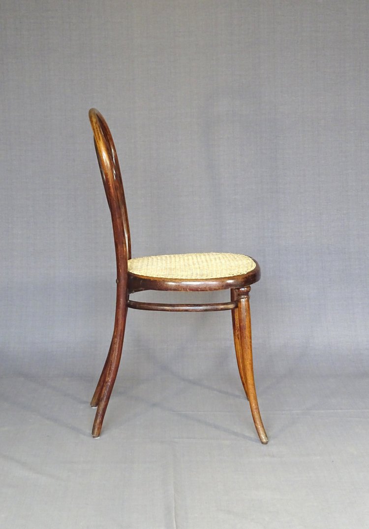 Sedia Thonet N°10, 1870 circa, decoro in palissandro