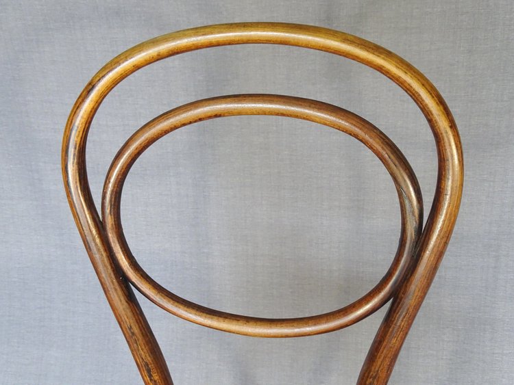 Sedia Thonet N°10, 1870 circa, decoro in palissandro