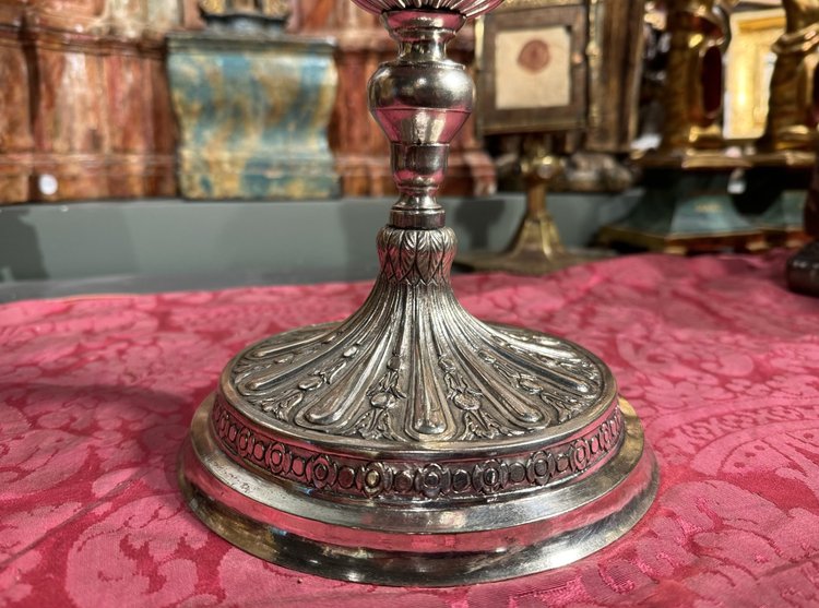 Monstrance Reliquary and its Glass Cylinder – 18th Century