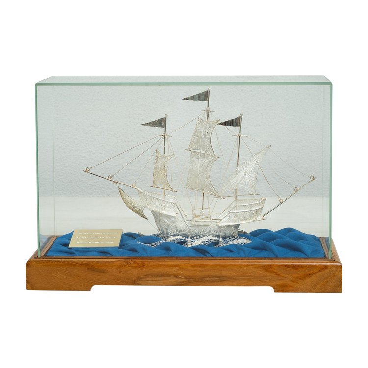Bateau Ancienne Du XX Siecle