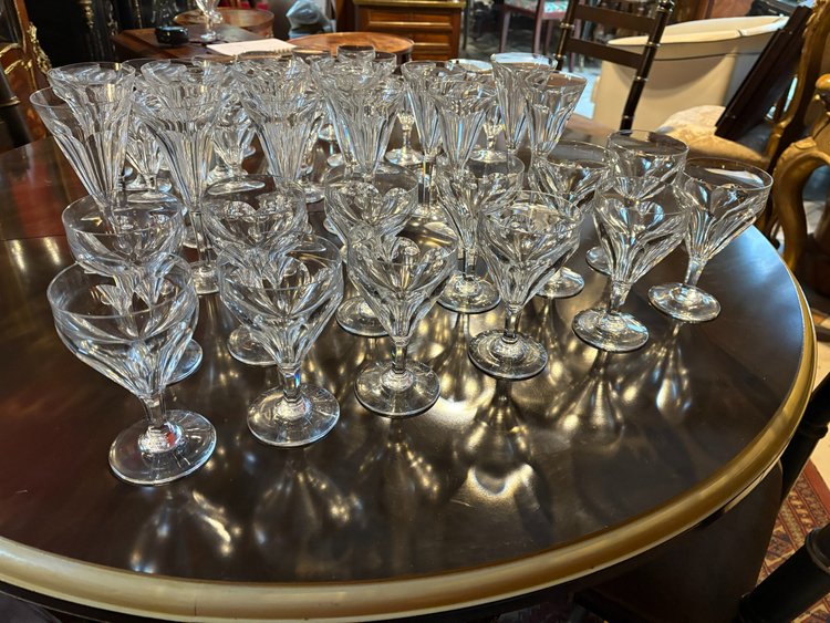 SERVICE DE 48 VERRES DE LA MAISON BACCARAT