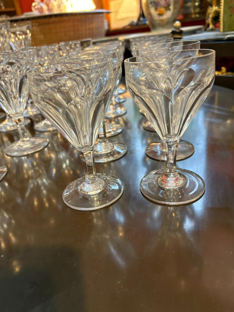 SERVICE DE 48 VERRES DE LA MAISON BACCARAT