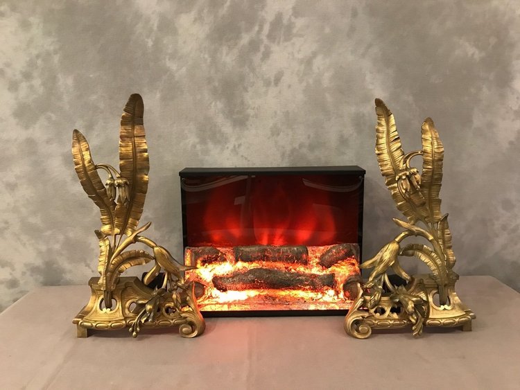 Paire de chenets en bronze décor façade d'époque 19 ème 