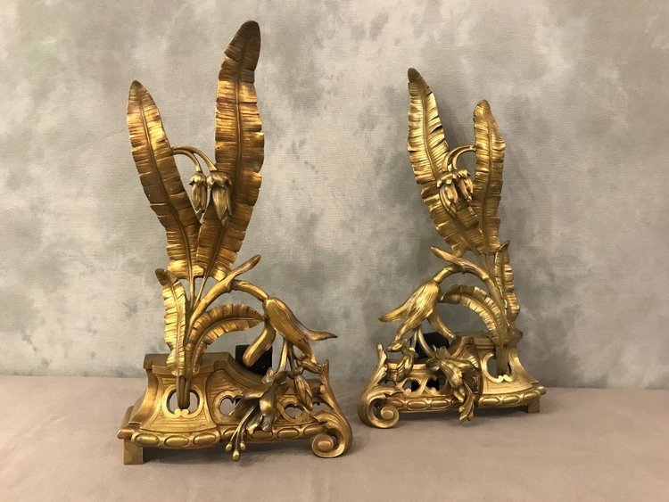 Paire de chenets en bronze décor façade d'époque 19 ème 
