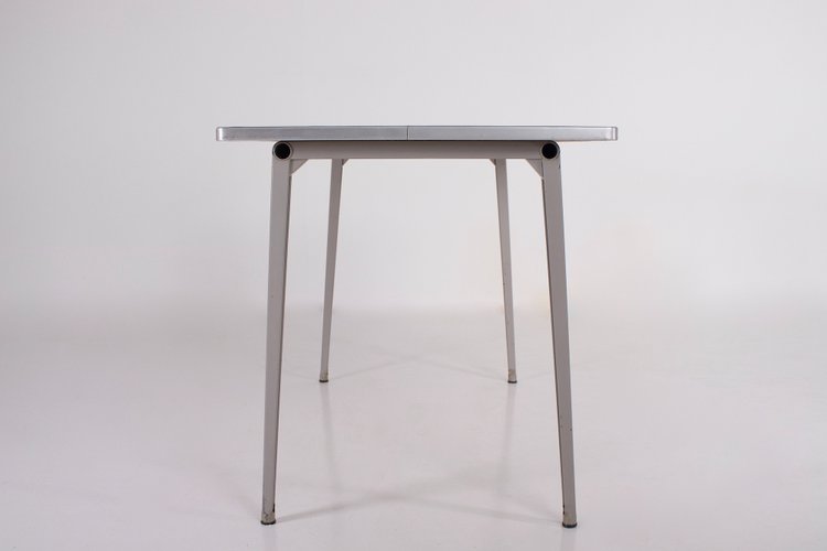 Table Reform by Friso Kramer
