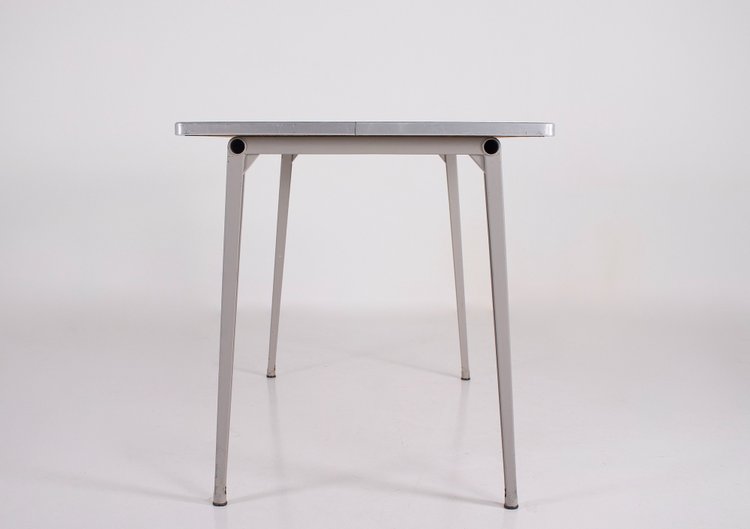 Table Reform by Friso Kramer