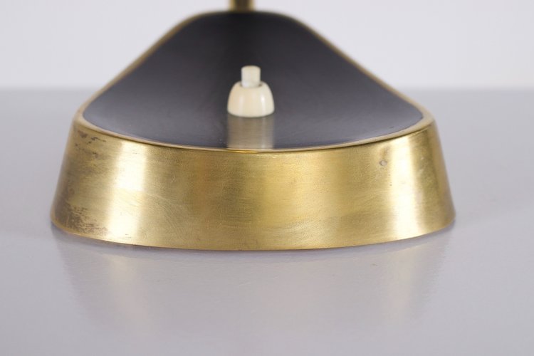 Adjustable modernist lamp
