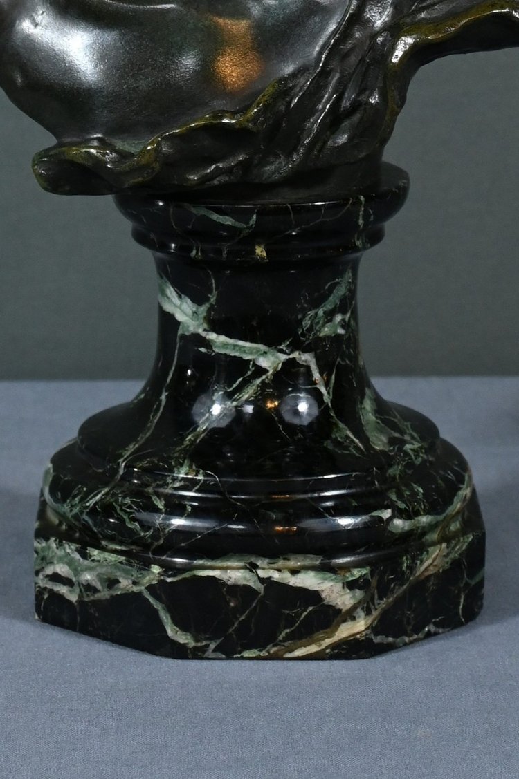 Bronze "Laughing Child", signed A.Injalbert - Late 19th century