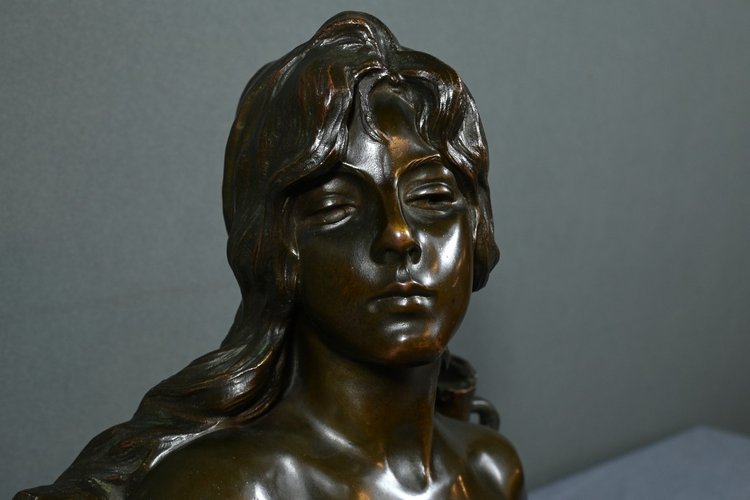 Bronze "Capture", signed E.Villanis - Late 19th century