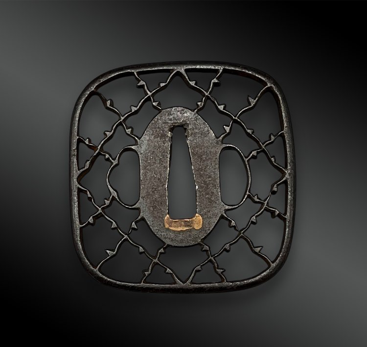 TSUBA Kaku Maru Gata - Giappone - Periodo Edo (1603-1868)