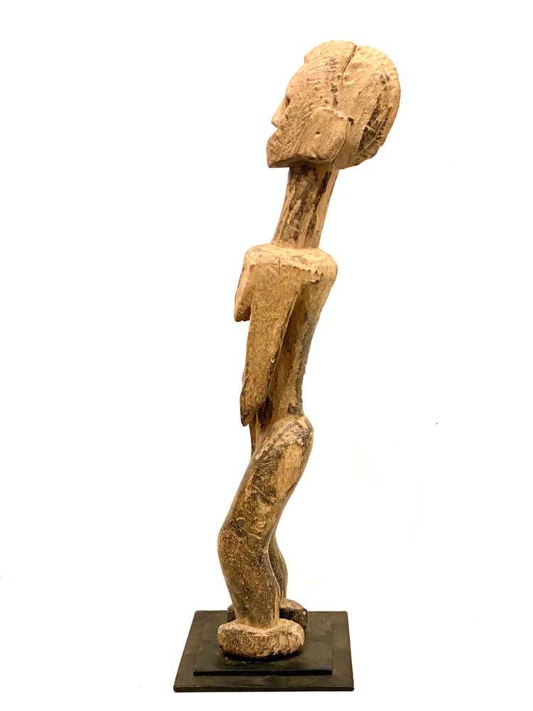 MOSSI woman statue from Burkina Faso