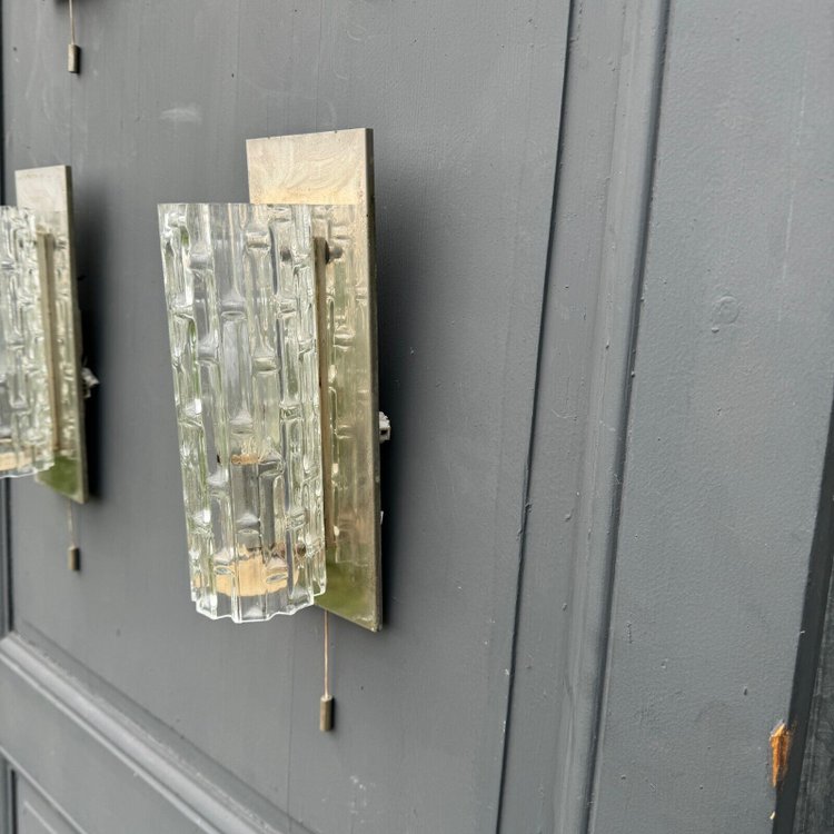Suite of 4 1970s sconces in frosted glass and chrome-plated metal 20th century